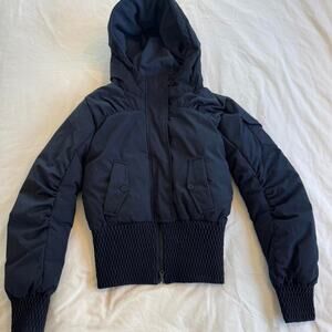 Peachy den the sandy puffer in Navy